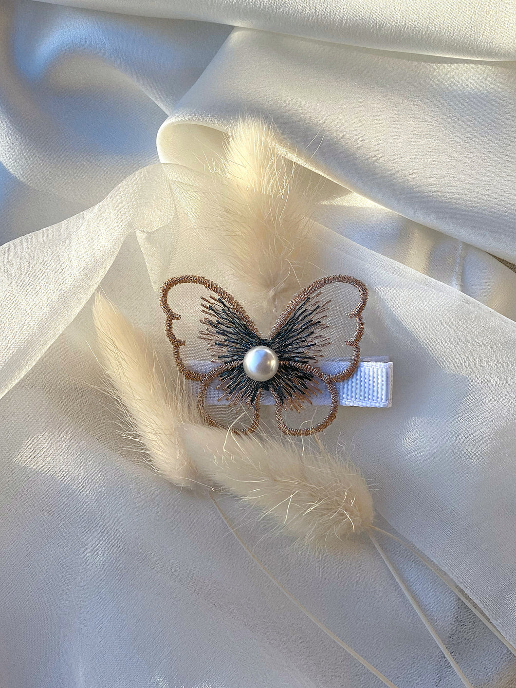 Vera Pearl Embroidered Butterfly Hair Clip