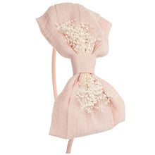 Load image into Gallery viewer, Linen Oversized Bow Hairband with Dried Gypsophila - Salmon
