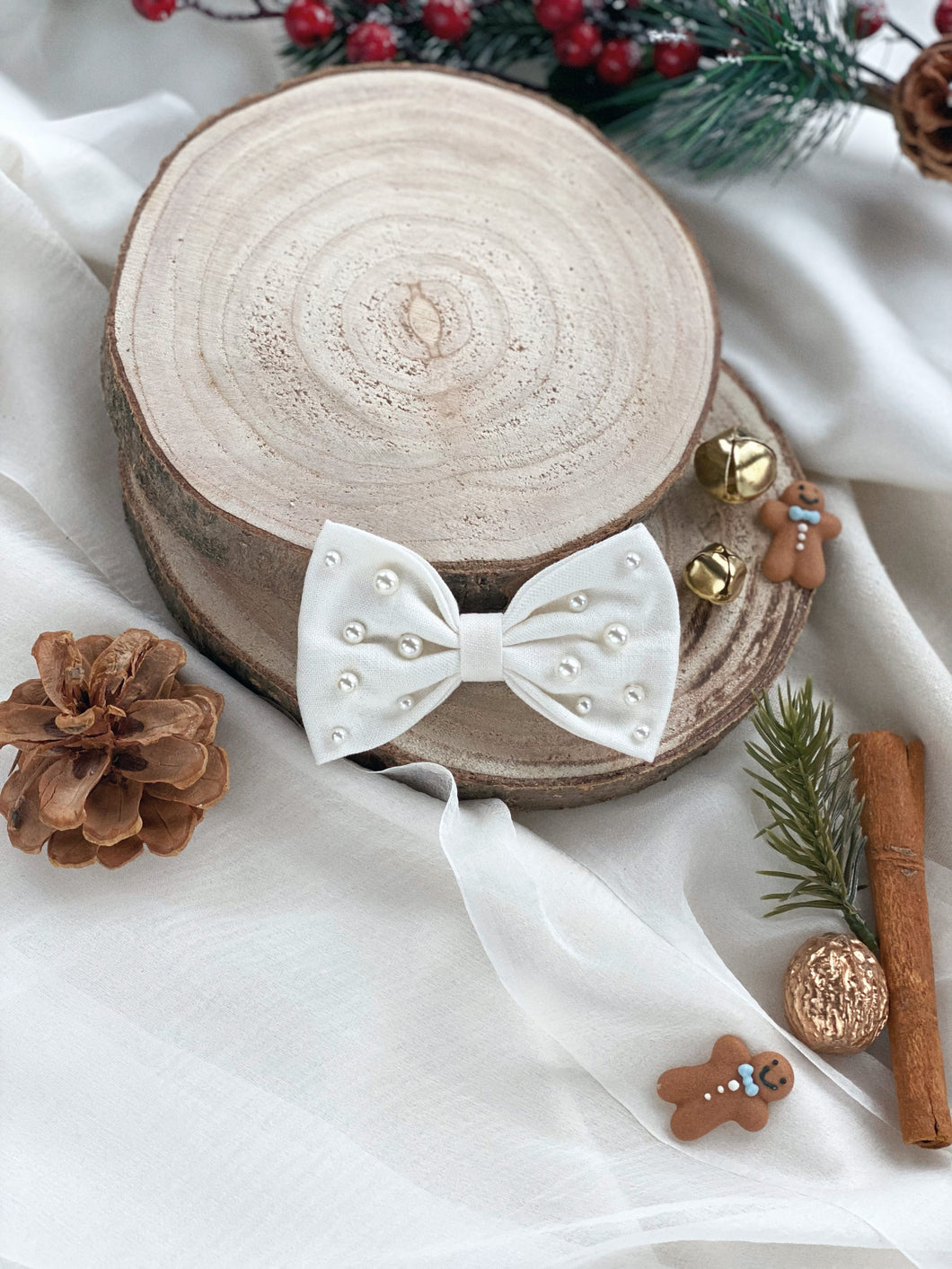 Mary Pearl Linen Cotton Bow Hair Clip