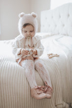 Загрузите изображение в программу просмотра галереи,Petite Maison Kids Lola Lace Socks - White
