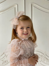 Cargue la imagen en el visor de la galería,Odette Snowflake Tulle Bow in Ballet Slipper
