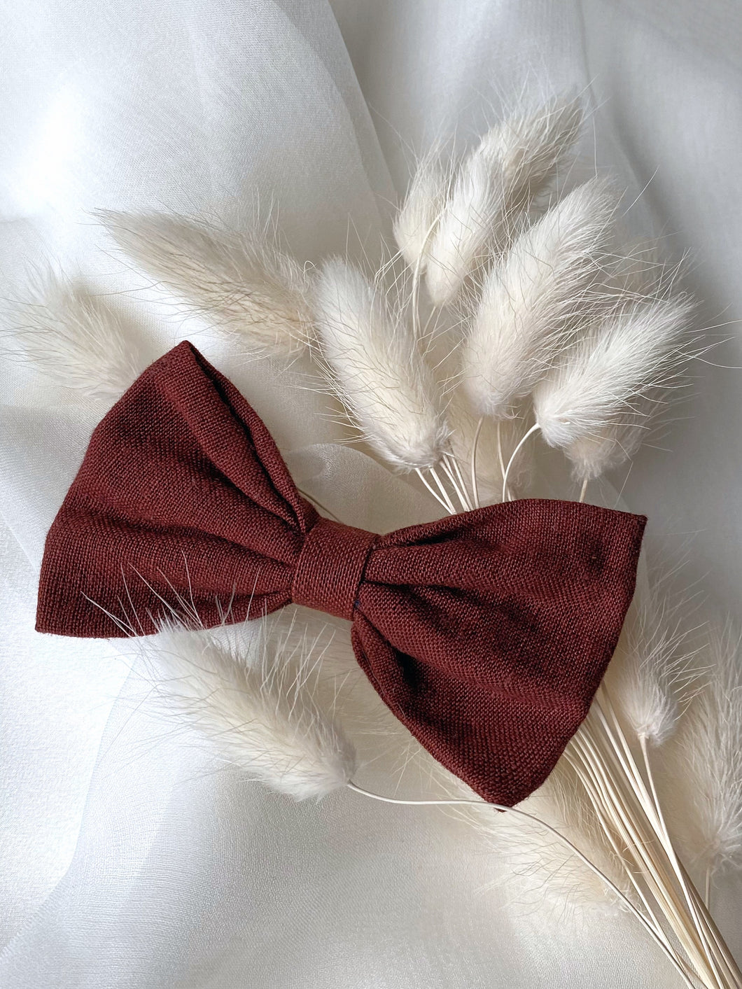 Emelie Linen Cotton Bow Hair Clip