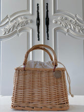 Load image into Gallery viewer, Magnetic Rattan Basket Bag
