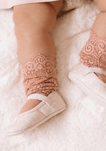 Load image into Gallery viewer, Petite Maison Kids Alice Lace Socks - Pink
