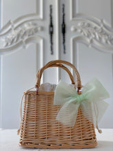 Load image into Gallery viewer, Magnetic Rattan Basket Bag
