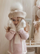 Загрузите изображение в программу просмотра галереи,Petite Maison Kids Cashmere Cream Mittens
