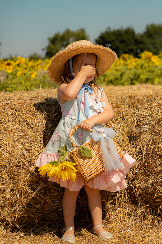 Magnetic Rattan Basket Bag