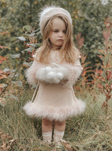 Cargue la imagen en el visor de la galería,Petite Maison Kids Cashmere Cream Mittens
