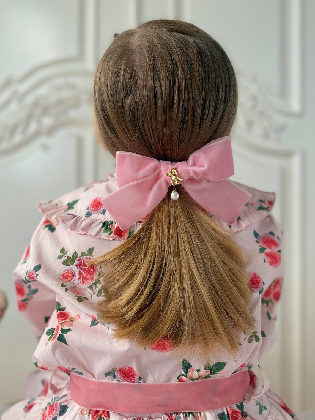 Julia Teddy Bear Oversized Velvet Bow Hair Clip - Baby Pink