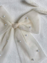 Load image into Gallery viewer, Piper Ivory Tulle Pearl Bow - Hair Clip / Bag Bow
