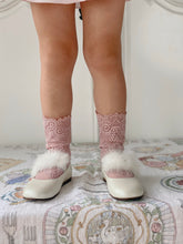 Load image into Gallery viewer, Petite Maison Kids Alice Lace Socks - Pink
