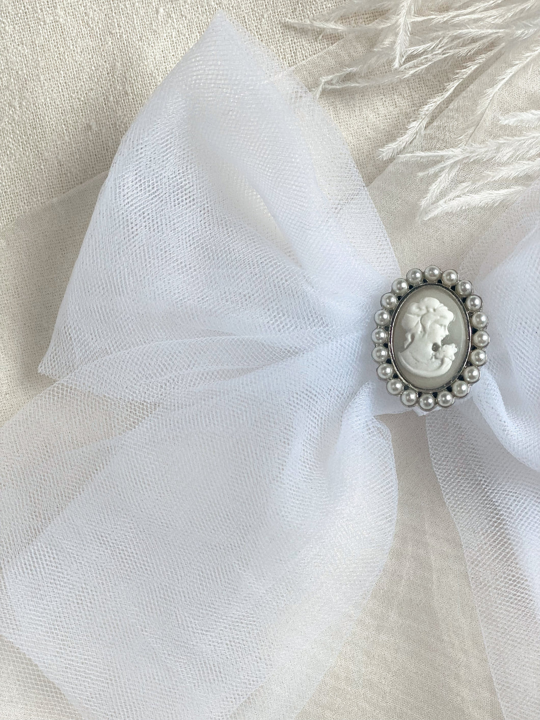 Pamela White Pearl Cameo Embellished Tulle Bow