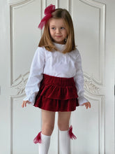 Cargue la imagen en el visor de la galería,Odette Mulled Wine Tulle Bow Ribbed Socks - White
